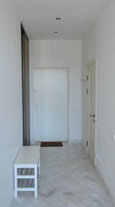 Luxury Apartment With A Balcony And View In Riga Old Town Luaran gambar