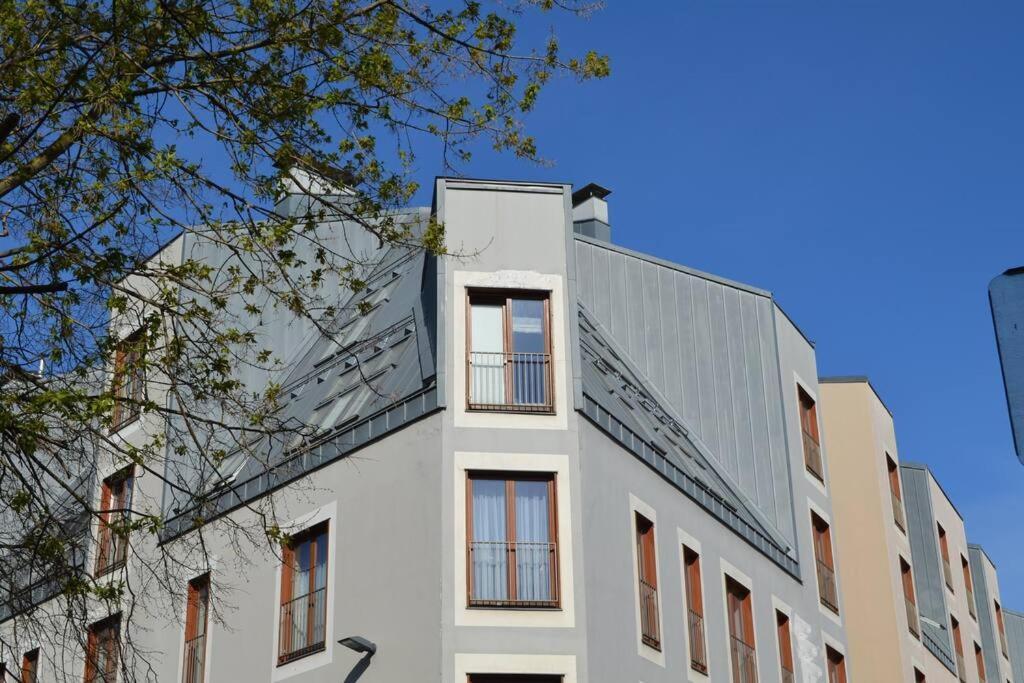 Luxury Apartment With A Balcony And View In Riga Old Town Luaran gambar